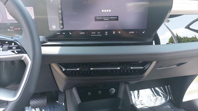 2027 Audi Q6 e-tron quattro Premium Plus