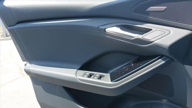 2027 Audi Q6 e-tron quattro Premium Plus