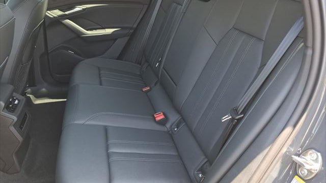 2027 Audi Q6 e-tron quattro Premium Plus