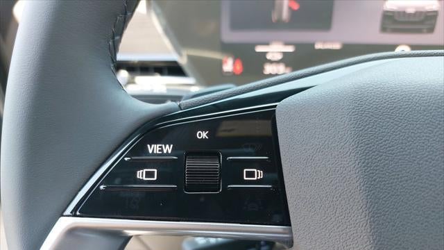 2027 Audi Q6 e-tron quattro Premium Plus