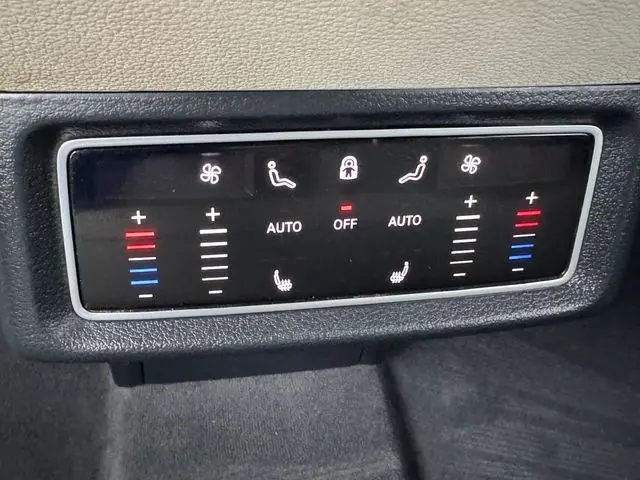 2024 Audi Q8 - $38,001
