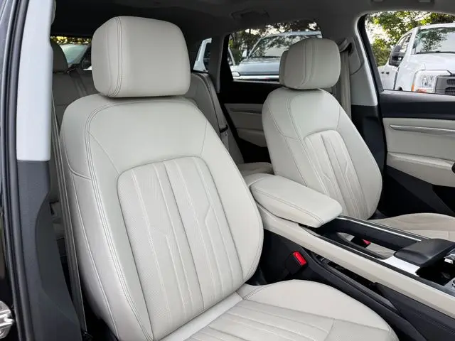 2024 Audi Q8 - $38,001