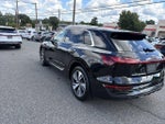 2024 Q8 e-tron Thumbnail 16