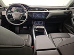 2024 Q8 e-tron Thumbnail 9