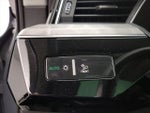 2024 Q8 e-tron Thumbnail 13