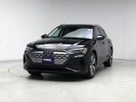 2024 Q8 e-tron Thumbnail 4