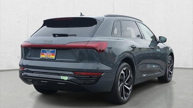 2024 Audi Q8 e-tron quattro Premium Plus