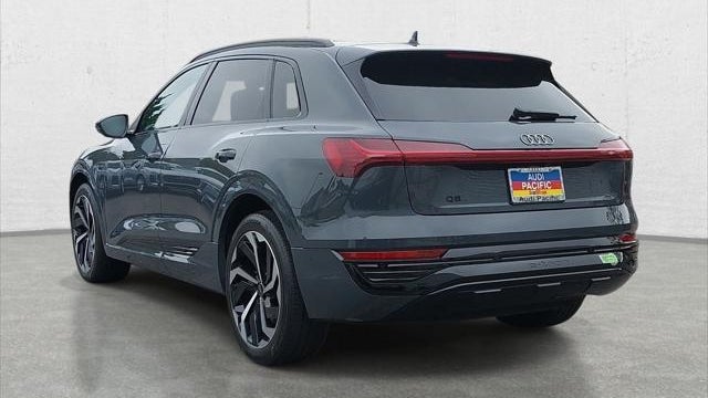 2024 Audi Q8 e-tron quattro Premium Plus