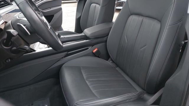 2024 Audi Q8 e-tron quattro Premium Plus