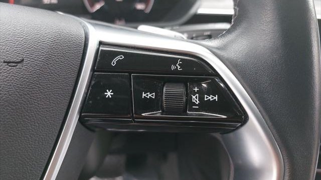 2024 Audi Q8 e-tron quattro Premium Plus