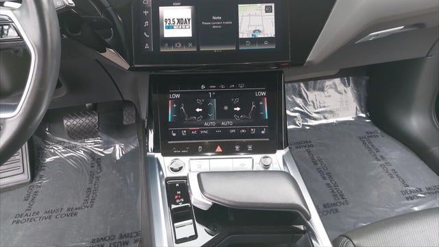 2024 Audi Q8 e-tron quattro Premium Plus