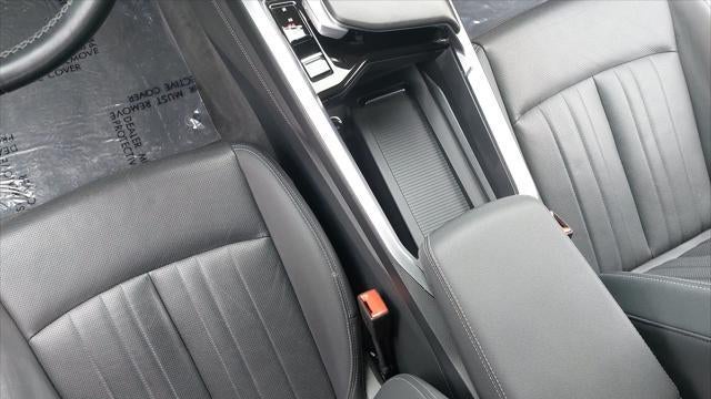 2024 Audi Q8 e-tron quattro Premium Plus