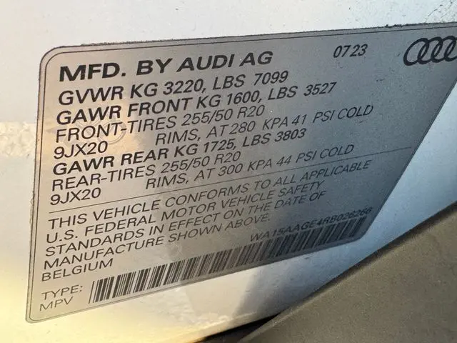 2024 Audi Q8 - $38,001