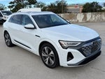 2024 Q8 e-tron Thumbnail 3