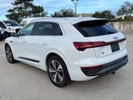 2024 Q8 e-tron Thumbnail 7