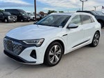 2024 Q8 e-tron Thumbnail 9