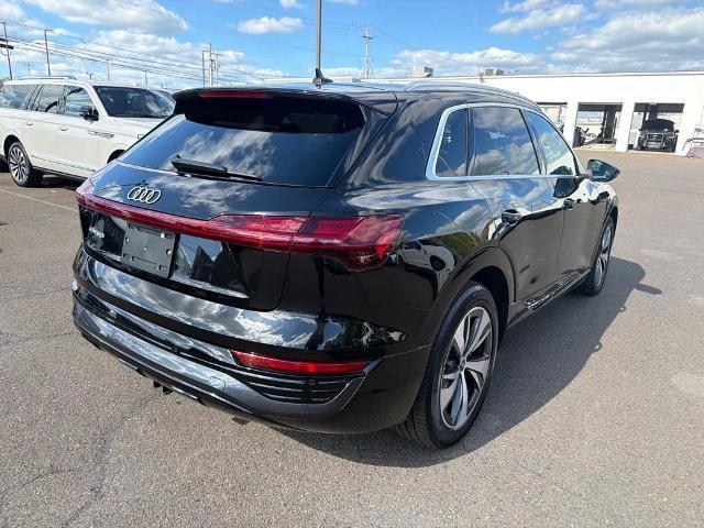 2024 Audi Q8 - $38,590