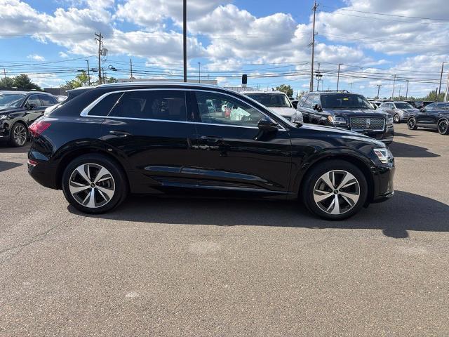 2024 Audi Q8 - $38,590