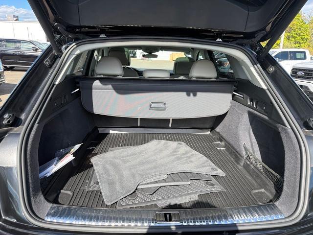2024 Audi Q8 - $38,590