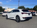 2024 Q8 e-tron Thumbnail 6