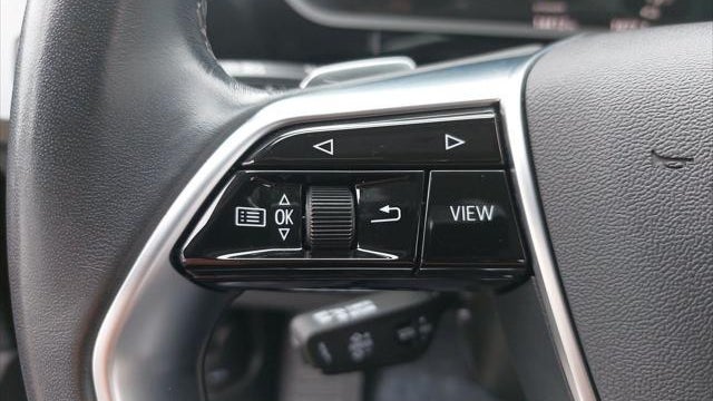 2024 Audi Q8 e-tron quattro Premium Plus