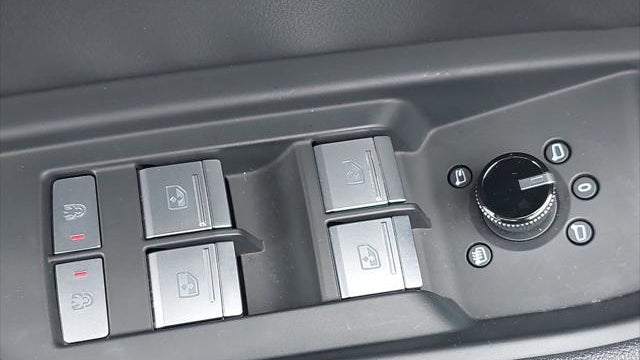 2024 Audi Q8 e-tron quattro Premium Plus