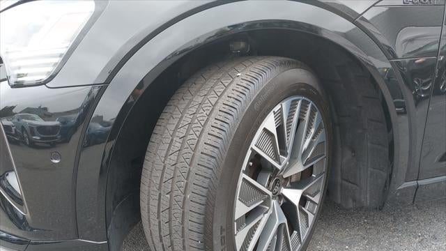2024 Audi Q8 e-tron quattro Premium Plus