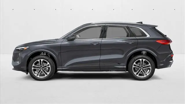 2026 Audi Q5 quattro Premium Plus TFSI
