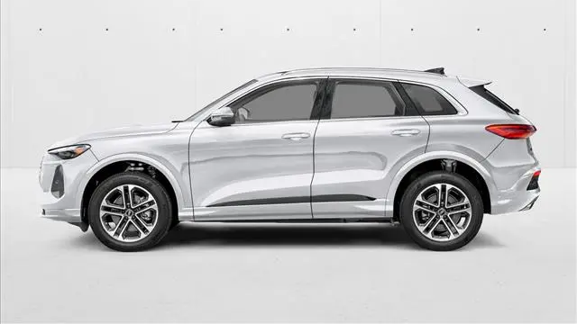 2026 Audi Q5 quattro Premium Plus TFSI