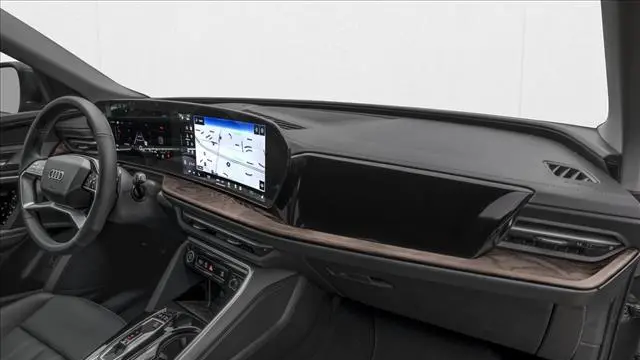 2026 Audi Q5 quattro Premium Plus TFSI