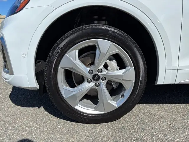 2023 Audi Q5 - $37,995