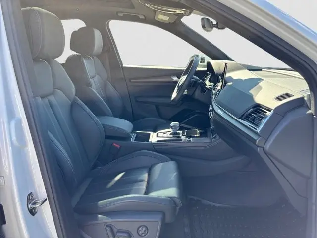 2023 Audi Q5 - $37,995
