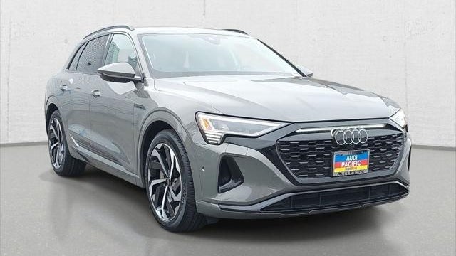 2024 Audi Q8 e-tron quattro Prestige