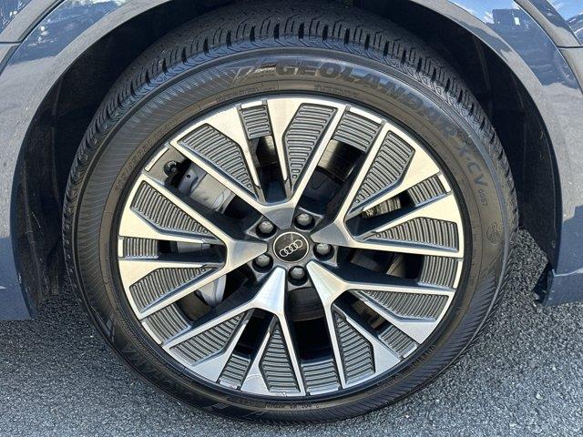 2024 Audi Q8 - $41,505