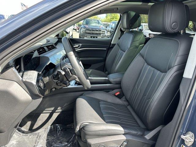 2024 Audi Q8 - $41,505