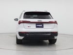 2024 Q8 e-tron Thumbnail 6