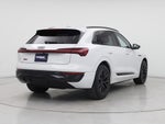 2024 Q8 e-tron Thumbnail 8