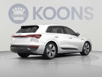 2024 Q8 e-tron Thumbnail 3