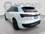 2024 Q8 e-tron Thumbnail 6