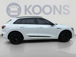 2024 Q8 e-tron Thumbnail 9