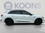 2024 Q8 e-tron Thumbnail 14