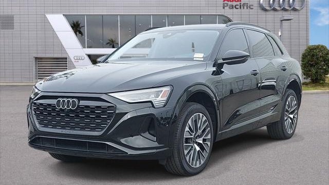 Preowned 2024 Audi Q8 e-tron quattro Prestige for Sale