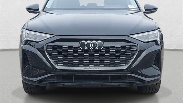 2024 Audi Q8 e-tron quattro Prestige