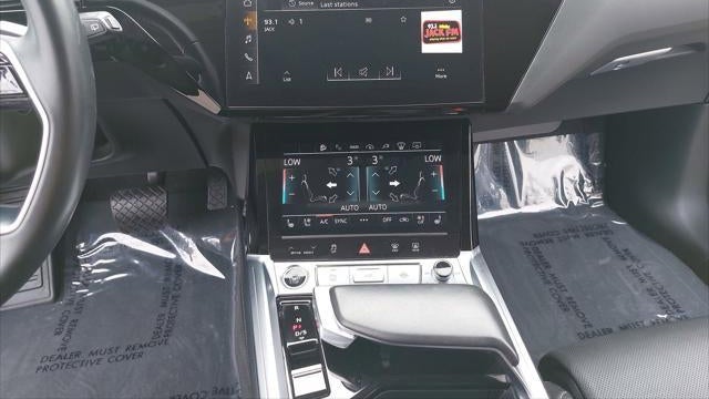 2024 Audi Q8 e-tron quattro Prestige