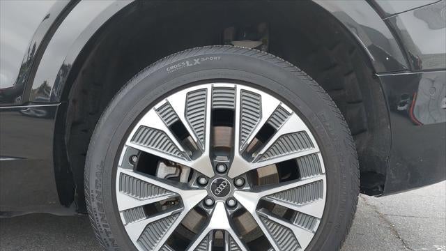 2024 Audi Q8 e-tron quattro Prestige