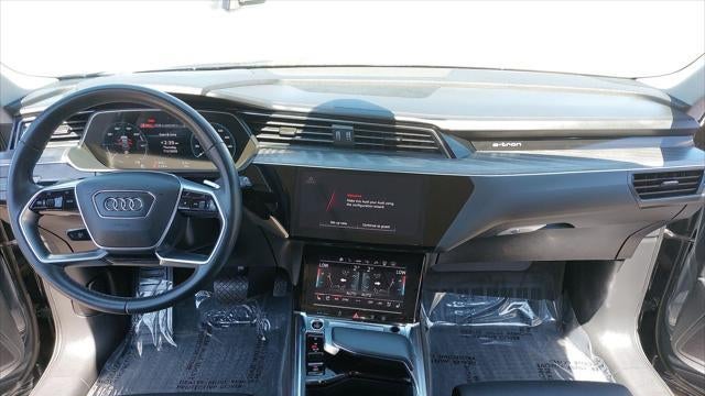 2024 Audi Q8 e-tron quattro Prestige