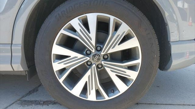 2025 Audi Q4 e-tron Premium 45