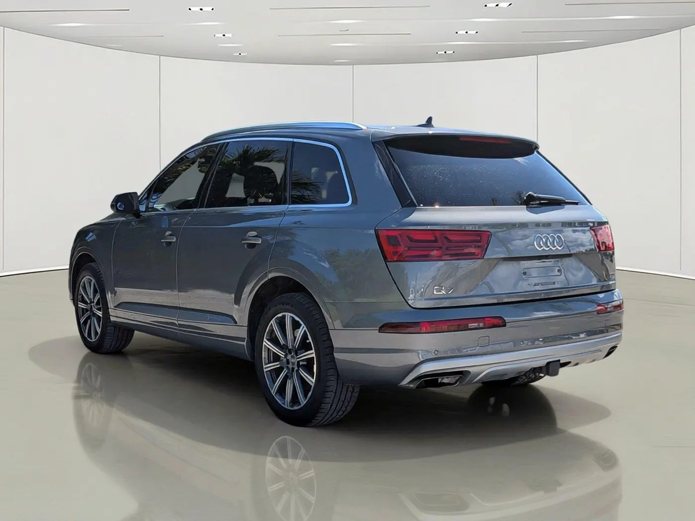 2017 Audi Q7 - $18,991