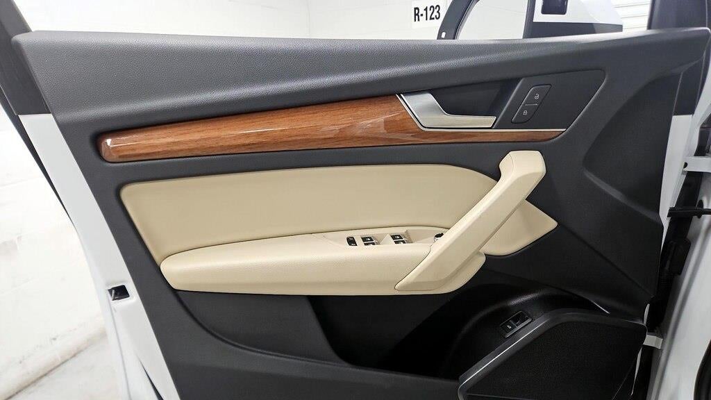 2021 Audi Q5 quattro Premium 45 TFSI