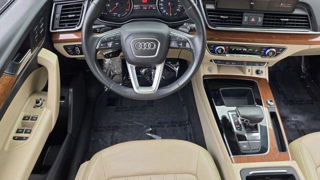 2021 Audi Q5 quattro Premium 45 TFSI
